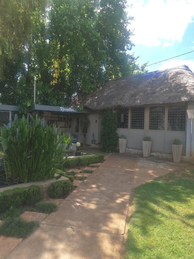 Goedehoop Guesthouse Zeerust Ngoại thất bức ảnh