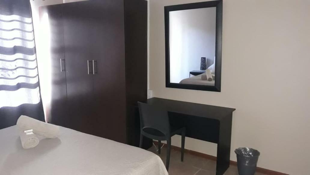 Goedehoop Guesthouse Zeerust Ngoại thất bức ảnh