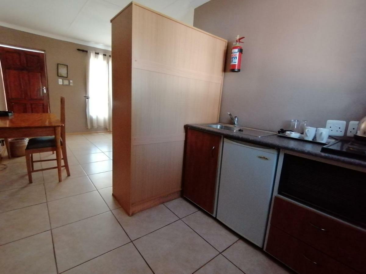 Goedehoop Guesthouse Zeerust Ngoại thất bức ảnh
