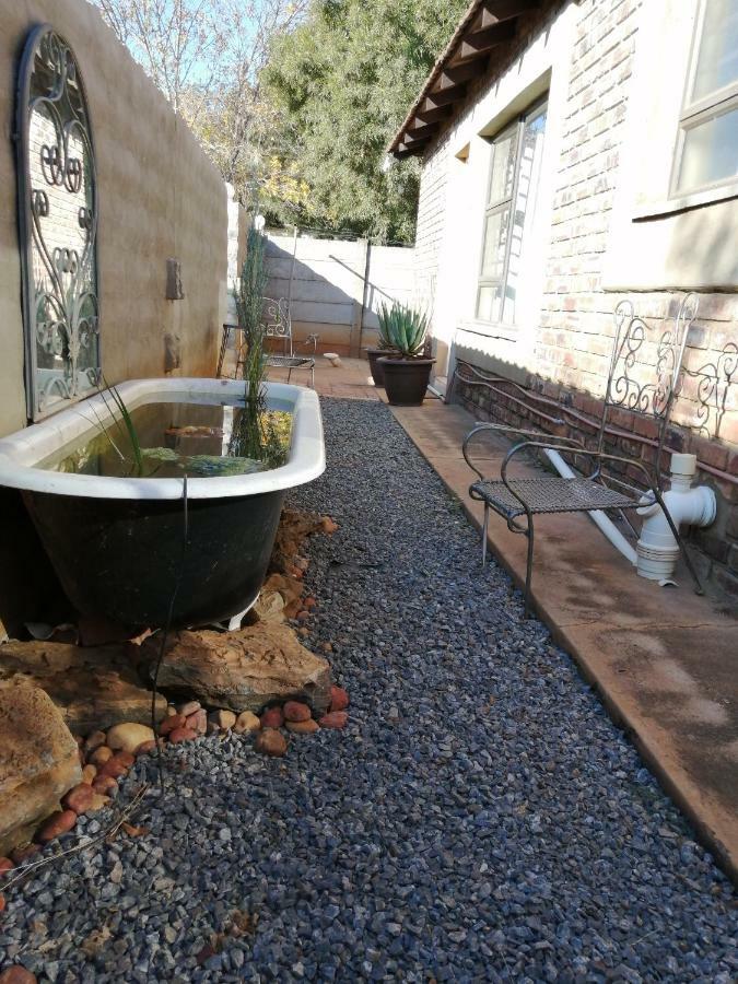 Goedehoop Guesthouse Zeerust Ngoại thất bức ảnh